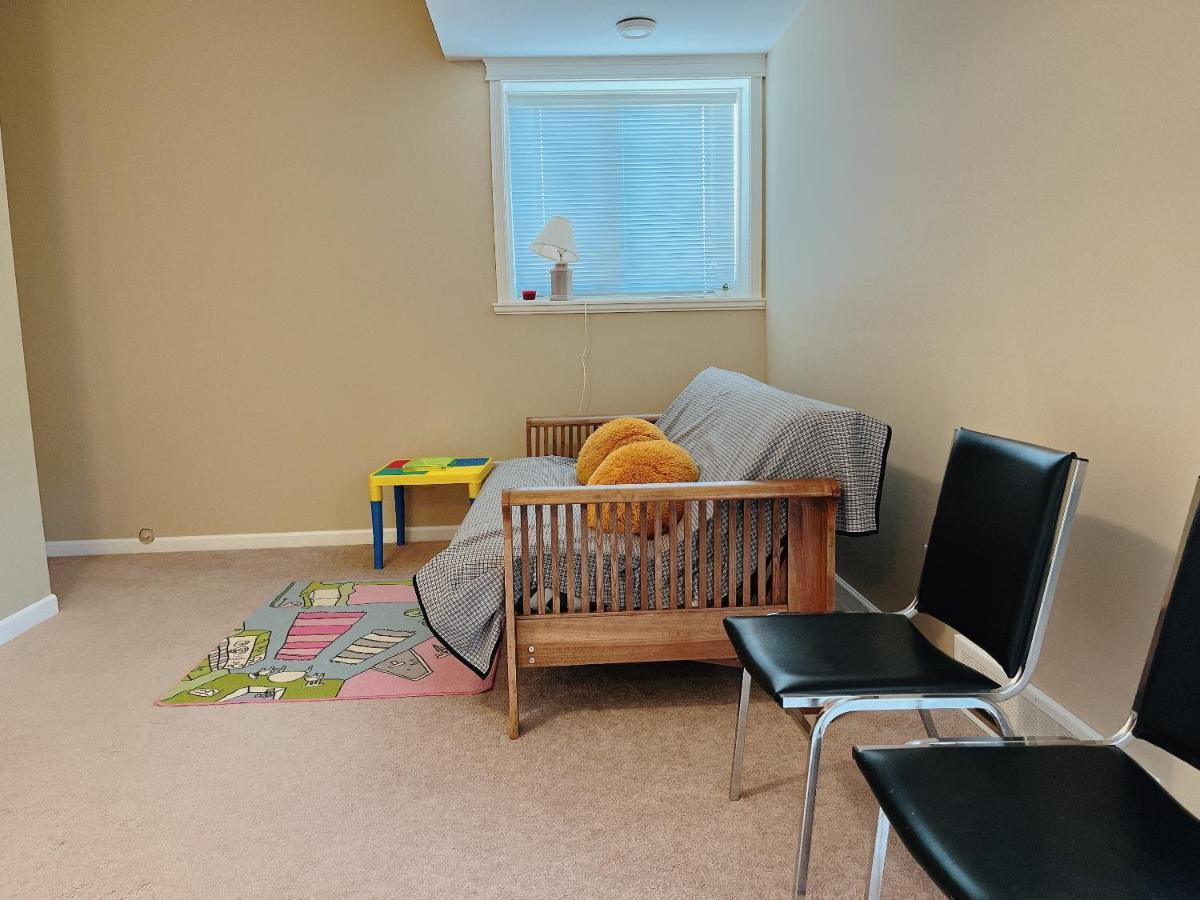 Peaceful And Spacious Lake View West Kelowna Ngoại thất bức ảnh
